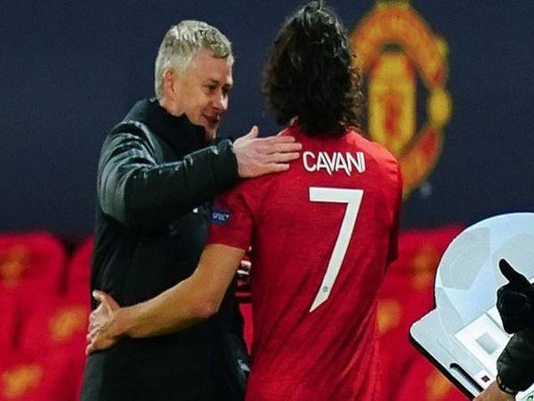 Tin bóng đá 4/5: Lý do Man United không nên giữ chân Cavani