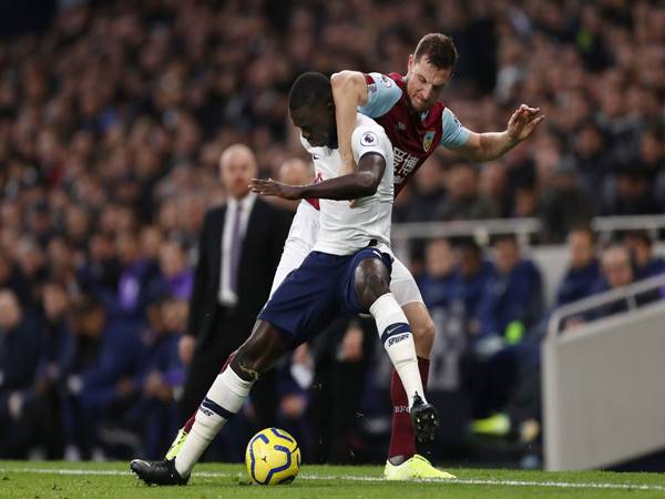 Dự đoán bóng đá Burnley vs Tottenham, 01h45 ngày 28/10