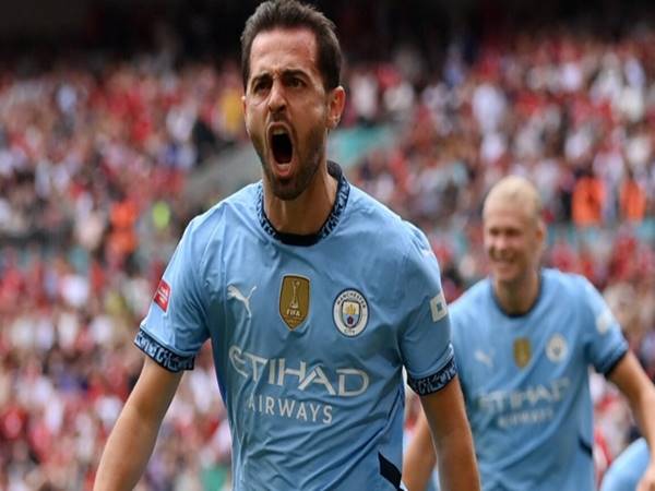 Tin Man City 12/8: Bernardo Silva được một cựu cầu thủ khen ngợi