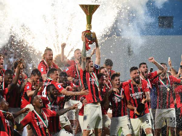 Khám phá hành trình phát triển của câu lạc bộ AC Milan