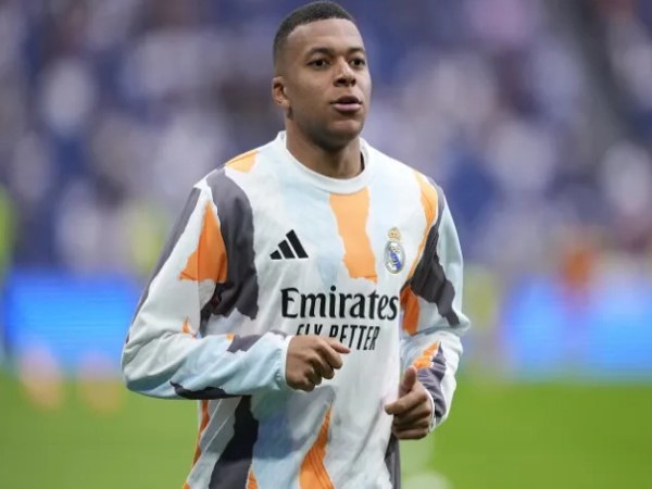 Tin FIFA Club World Cup: Kylian Mbappe nhập viện phút chót