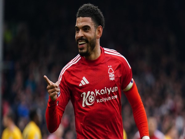 BĐ ngày: Gibbs-White ‘xuống thang’ tập luyện Nottingham Forest