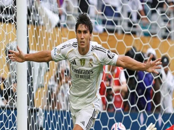 Juventus bế tắc và quá phụ thuộc vào Kenan Yildiz