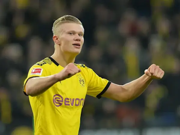 Tiền đạo Dortmund xuất sắc nhất