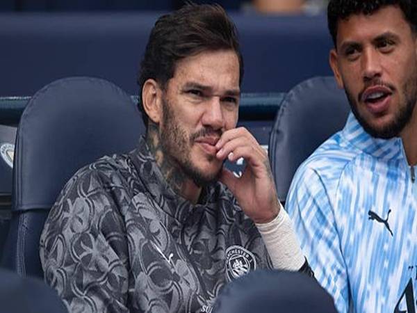 Tin Man City: Ederson không hành phúc muốn rời CLB